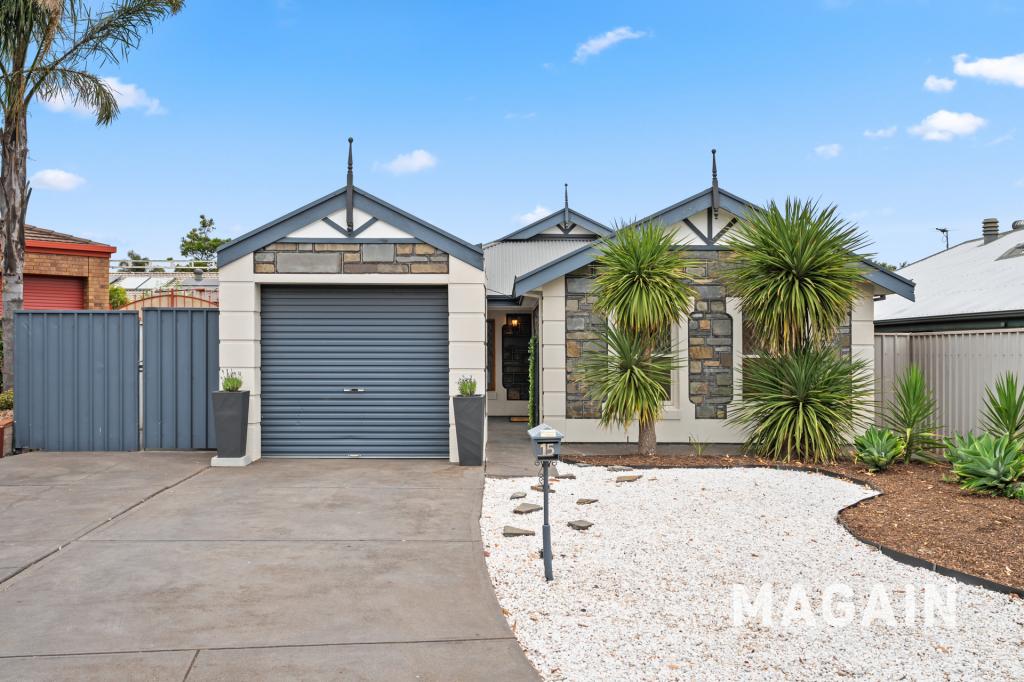 15 Mildara Cl, Woodcroft, SA 5162