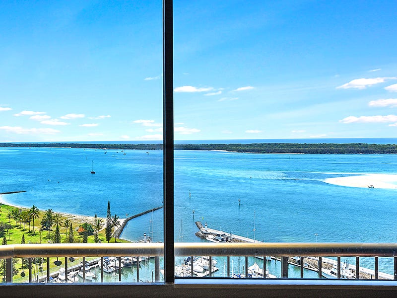 65/17 BAYVIEW ST, RUNAWAY BAY, QLD 4216