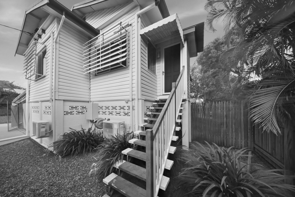 46 Park St, Pimlico, QLD 4812