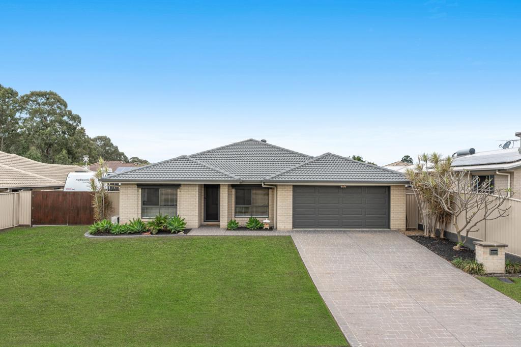 4 Yering Pl, Wynnum West, QLD 4178