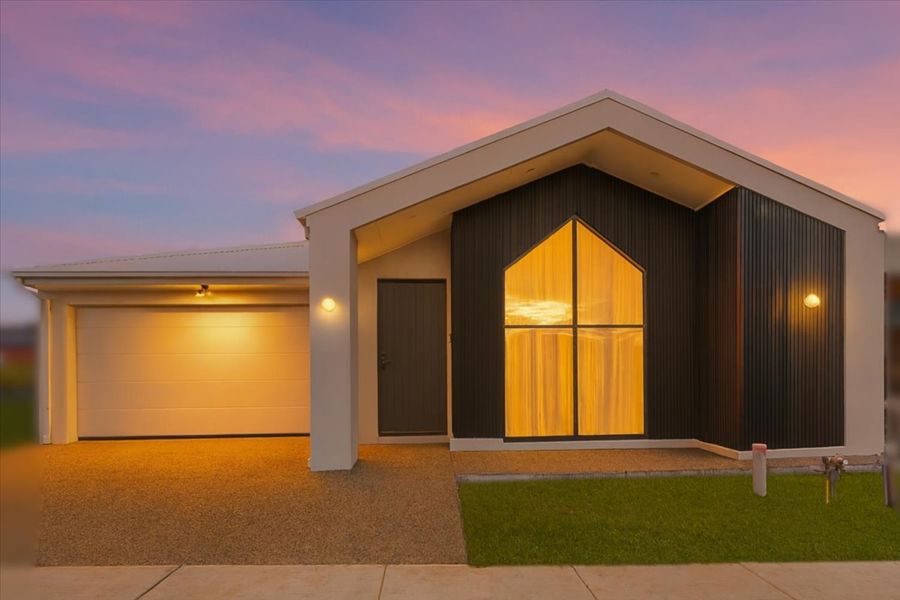 28 KESTREL ST, KALKALLO, VIC 3064