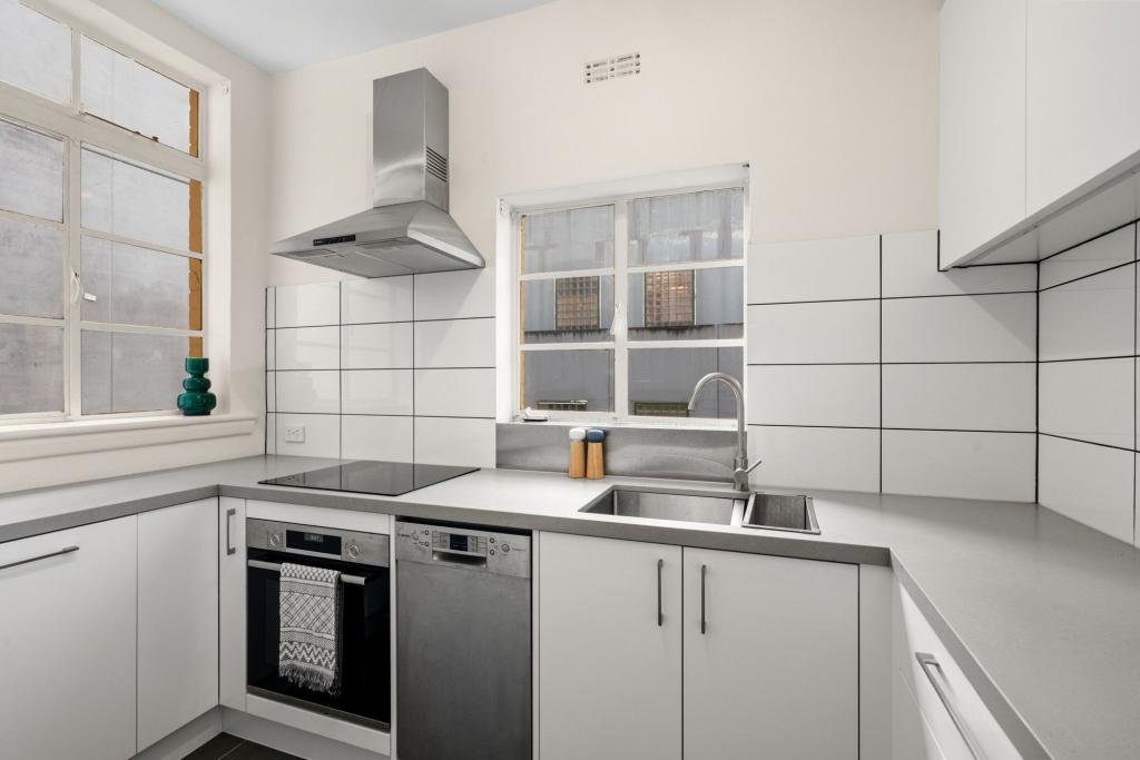 13/246 Albert St, East Melbourne, VIC 3002