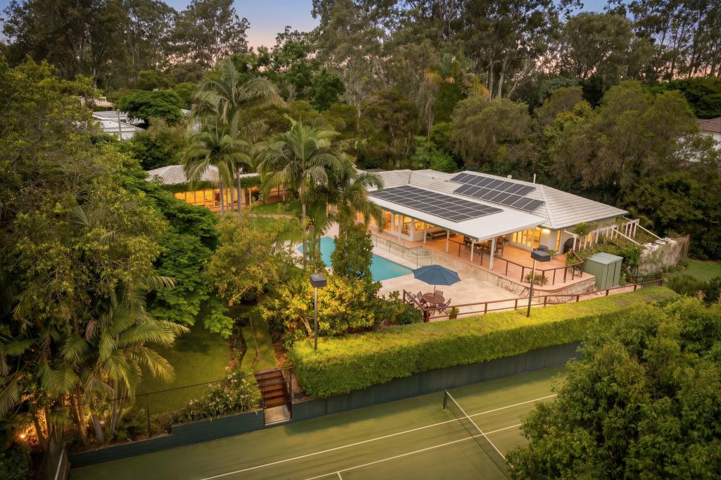 34 Scenic Rd, Kenmore, QLD 4069