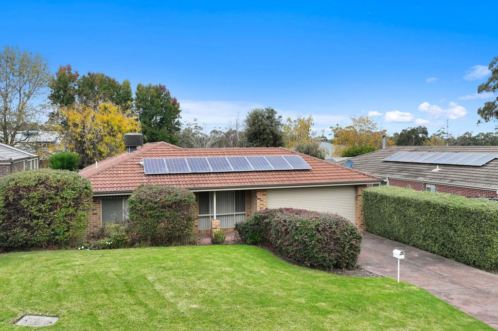 7 Namel Ct, Drouin, VIC 3818