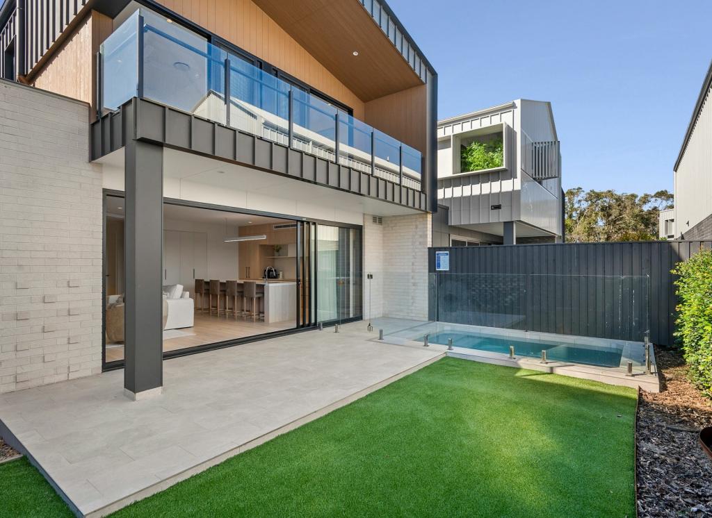 6/270 Ocean Dr, Twin Waters, QLD 4564