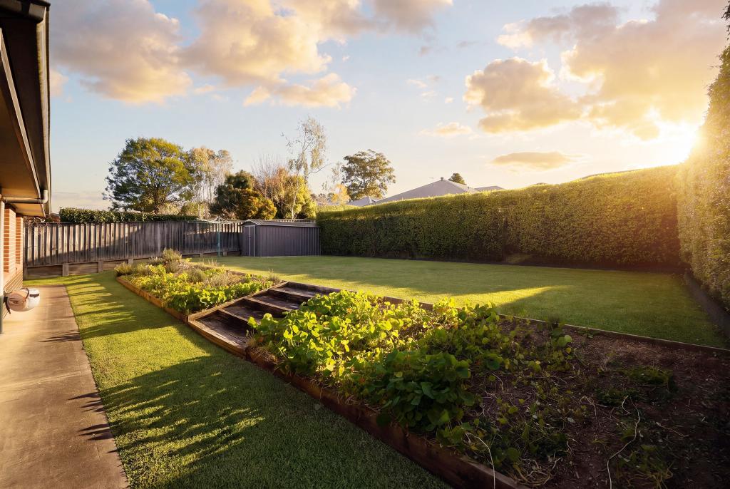 69 Renwick Dr, Renwick, NSW 2575