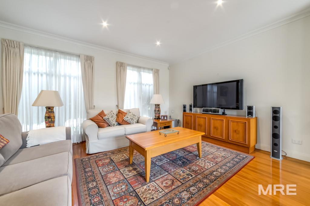 2/25 Ferncroft Ave, Malvern East, VIC 3145