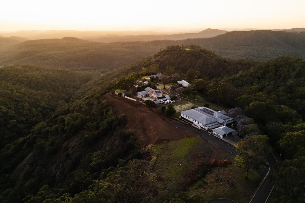 2b Mcstay St, Middle Ridge, QLD 4350
