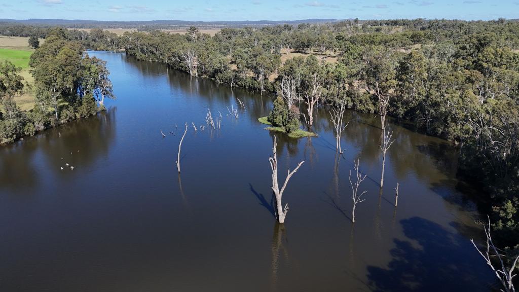 8 Screening Plant Road, Cynthia, Eidsvold, QLD 4627