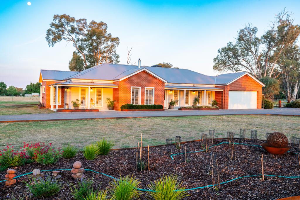 53 Morgans Rd, Walla Walla, NSW 2659