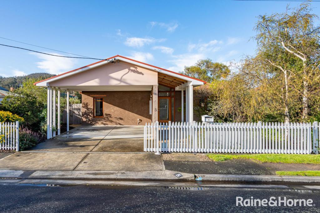 5 Rollins Ave, Kingston Beach, TAS 7050