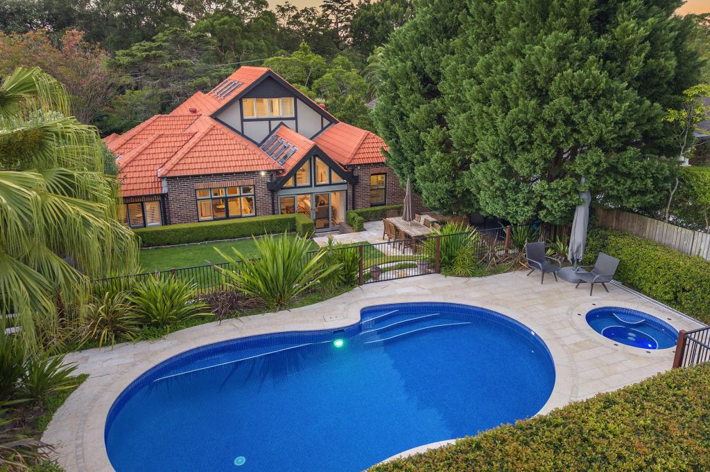 37 MIDDLE HARBOUR RD, LINDFIELD, NSW 2070