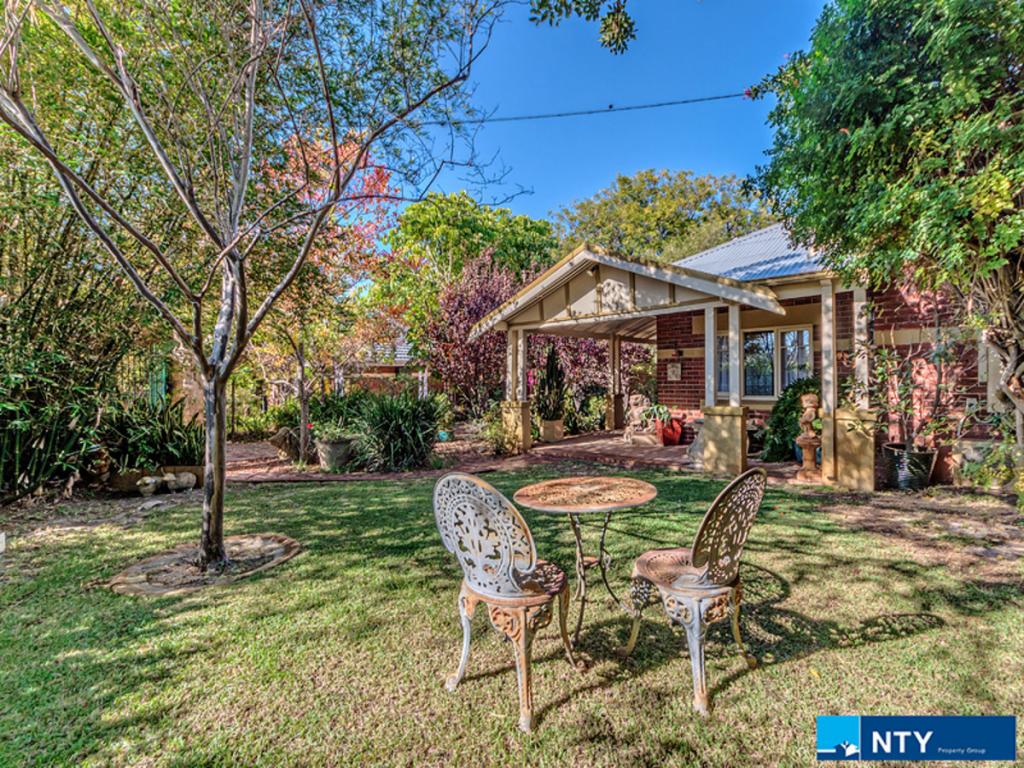 203 Whatley Cres, Bayswater, WA 6053