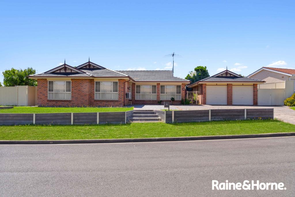 19 CURRAWONG ST, GREEN VALLEY, NSW 2168