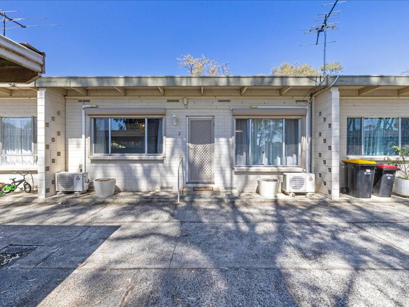 2/99 CLEELAND ST, DANDENONG, VIC 3175