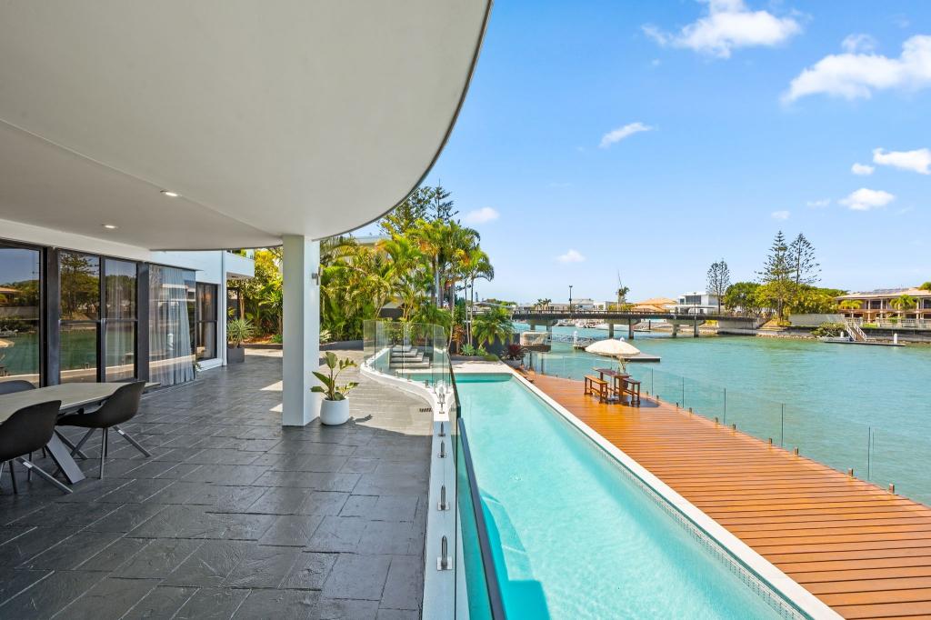 2 Mooloolah Island, Minyama, QLD 4575