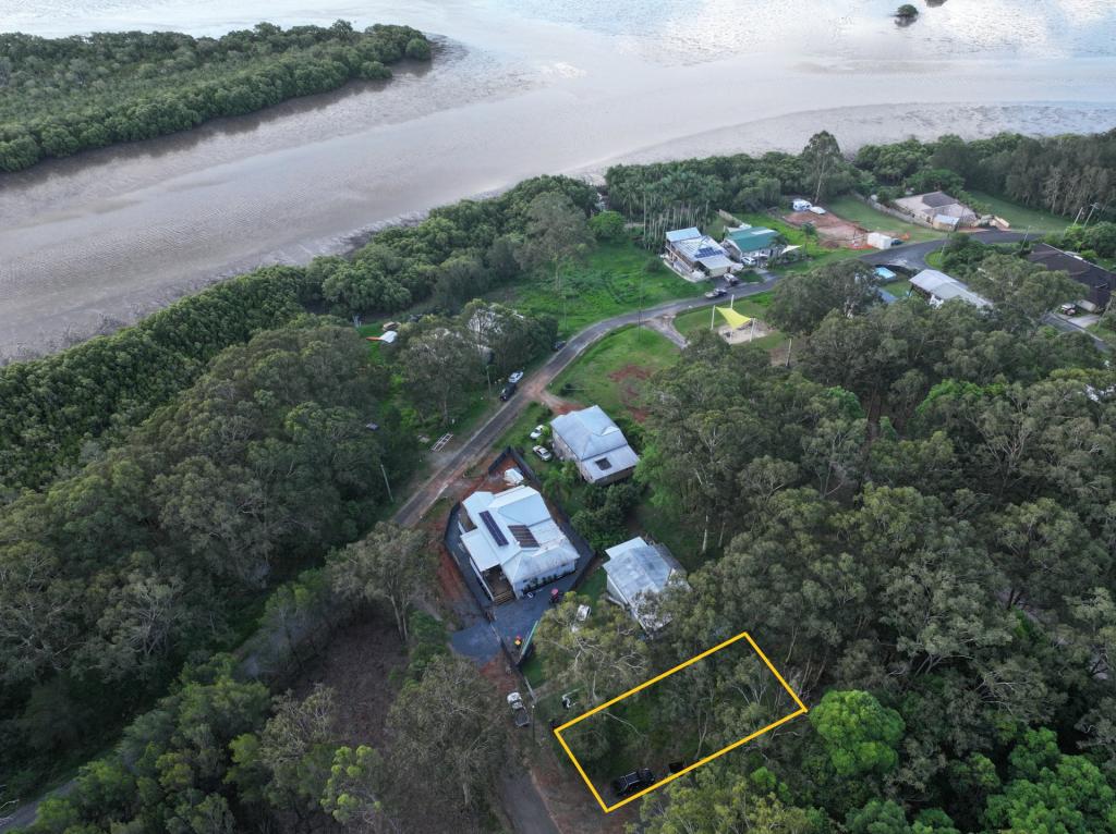 9 MAHER AVE, RUSSELL ISLAND, QLD 4184