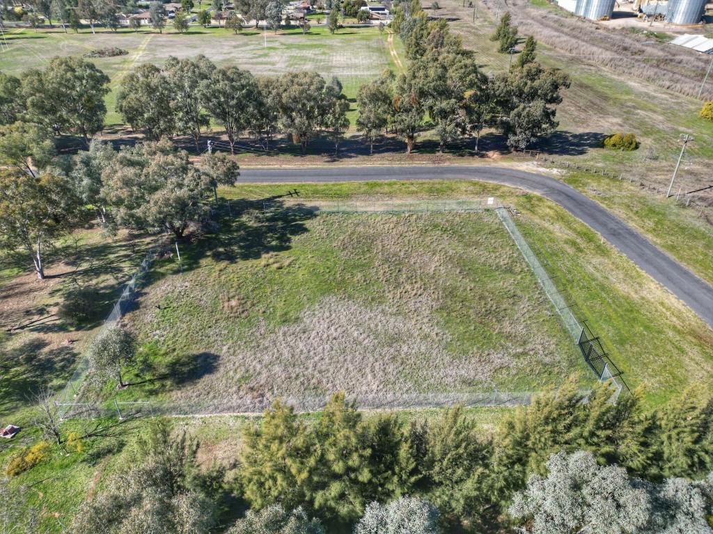 35 Fishburn St, Cowra, NSW 2794