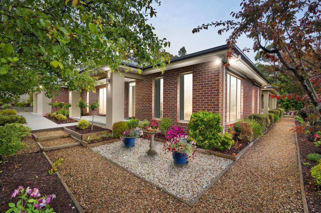 32 Ploughshare Dr, Mount Helen, VIC 3350