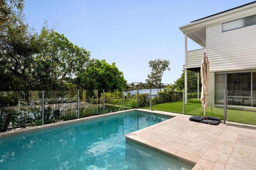 15 Lamatia Dr, Mountain Creek, QLD 4557