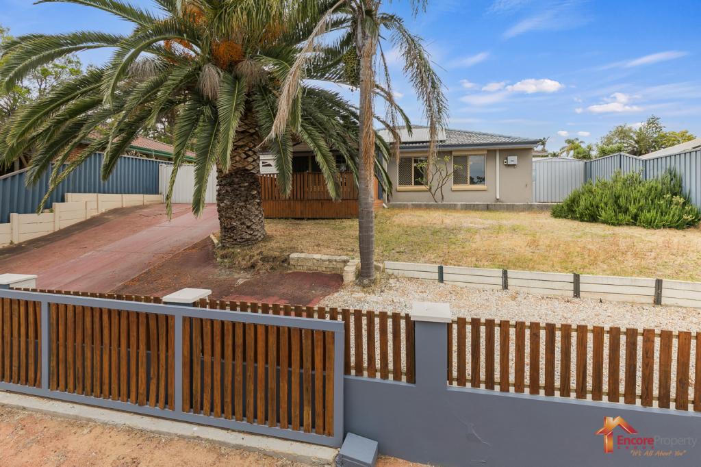 12 Parkway Gdns, Parmelia, WA 6167