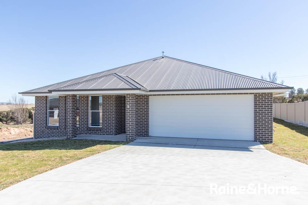 11 Newlands Cres, Kelso, NSW 2795