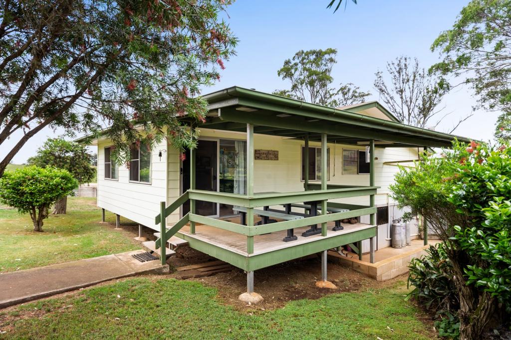 203 Collingwood Rd, Hampton, QLD 4352