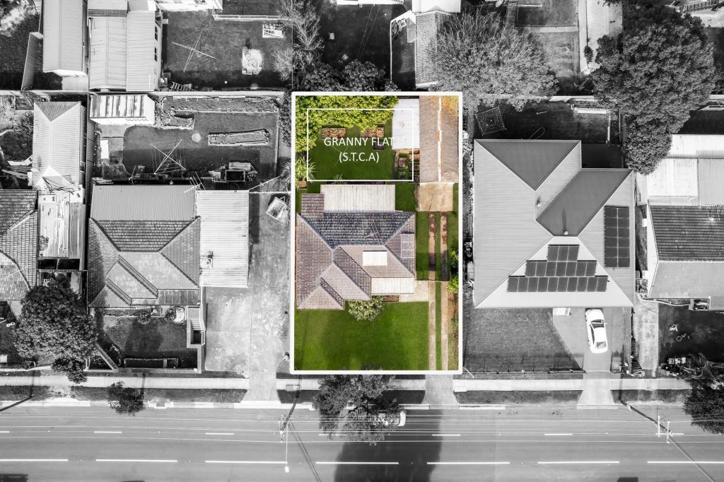 838 The Horsley Dr, Smithfield, NSW 2164