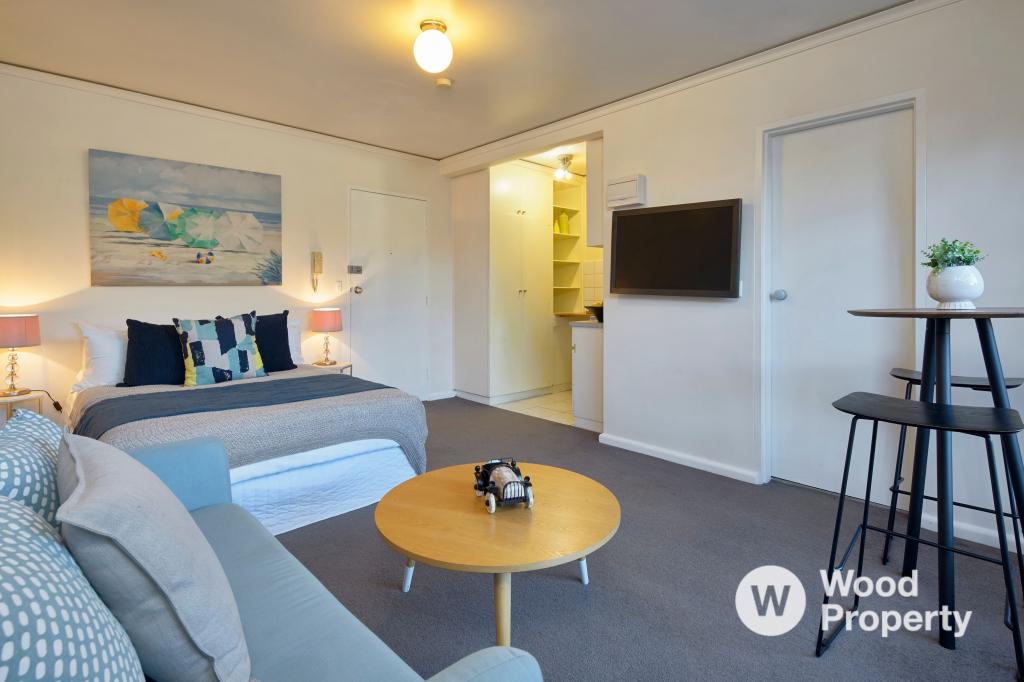 18/82 Grey St, St Kilda, VIC 3182