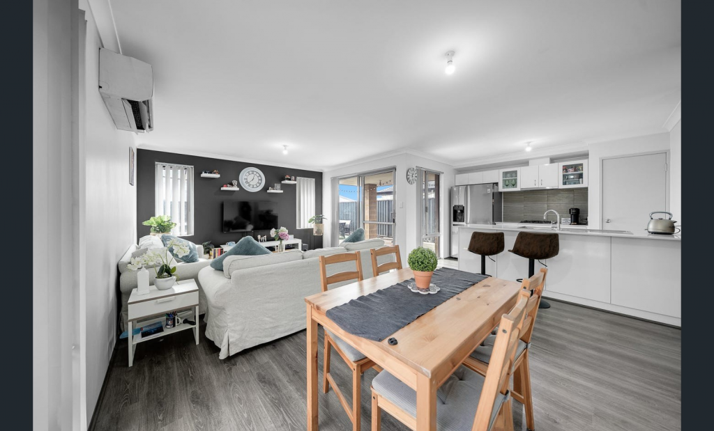 17 Sapphire Rd, Dayton, WA 6055