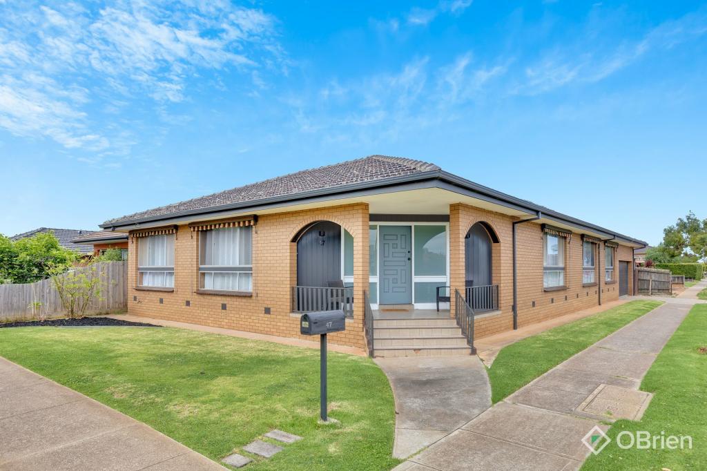 47 Wedge St N, Werribee, VIC 3030