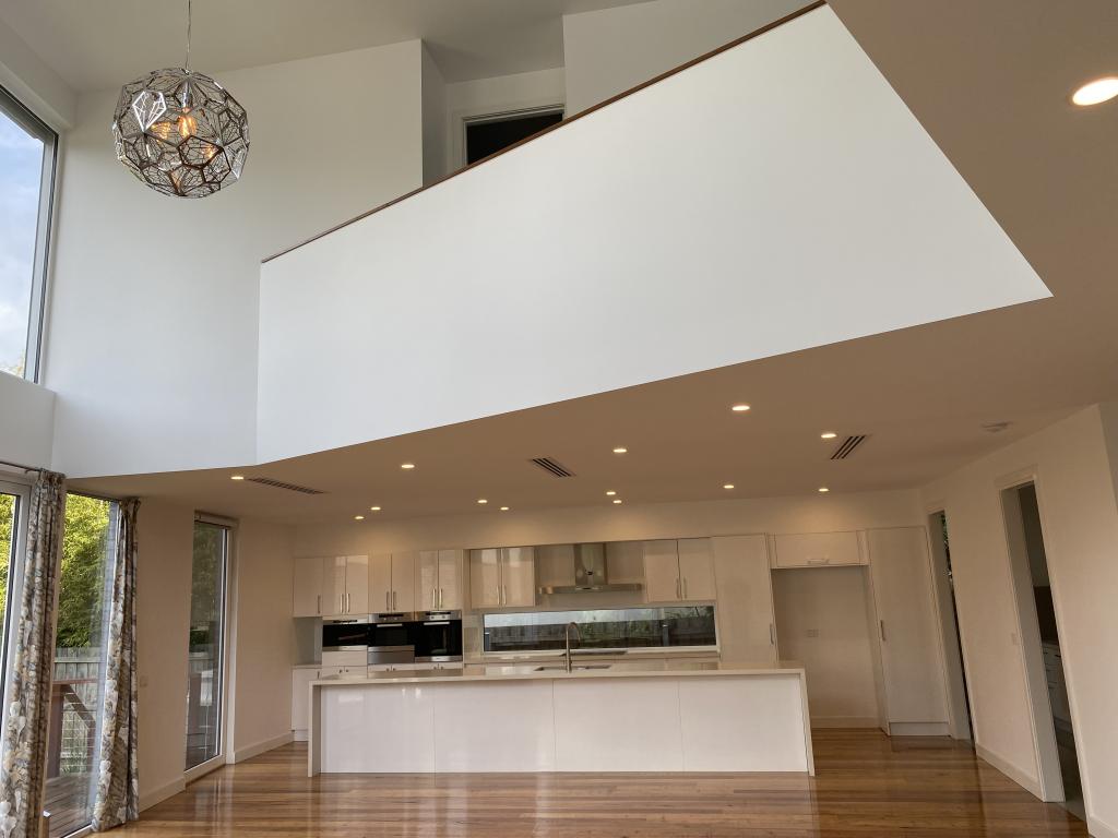 4 RIVERSDALE CT, MOUNT WAVERLEY, VIC 3149