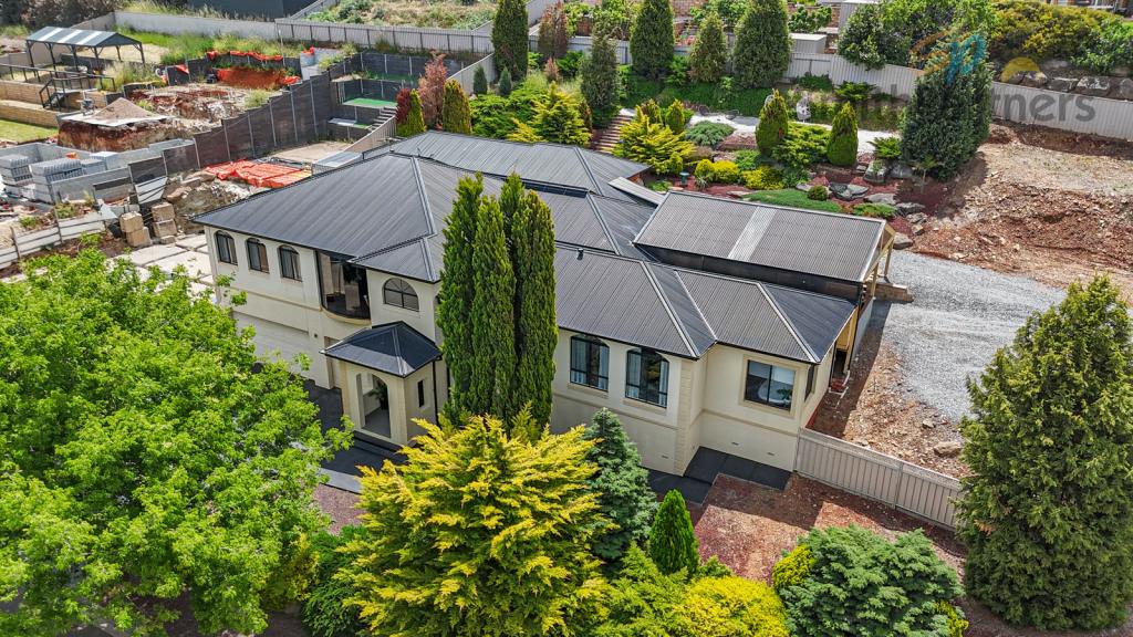 1 Balcarres Tce, Greenwith, SA 5125