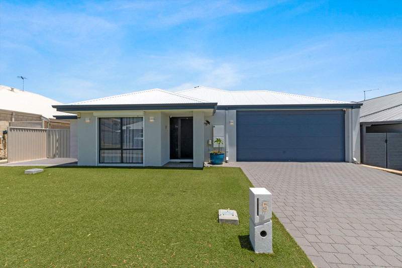 5 SELHURST PKWY, BALDIVIS, WA 6171