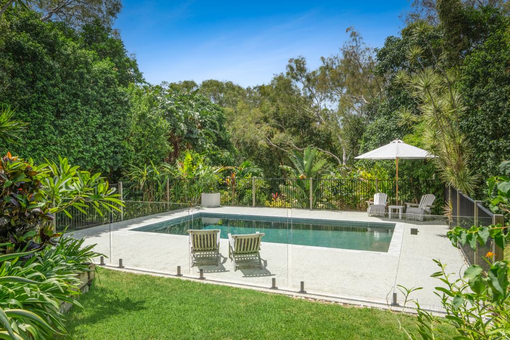 4 Peppertree Cl, Marcus Beach, QLD 4573