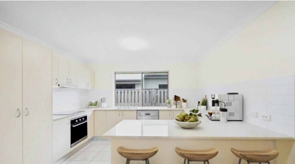64 Newport Pde, Blacks Beach, QLD 4740