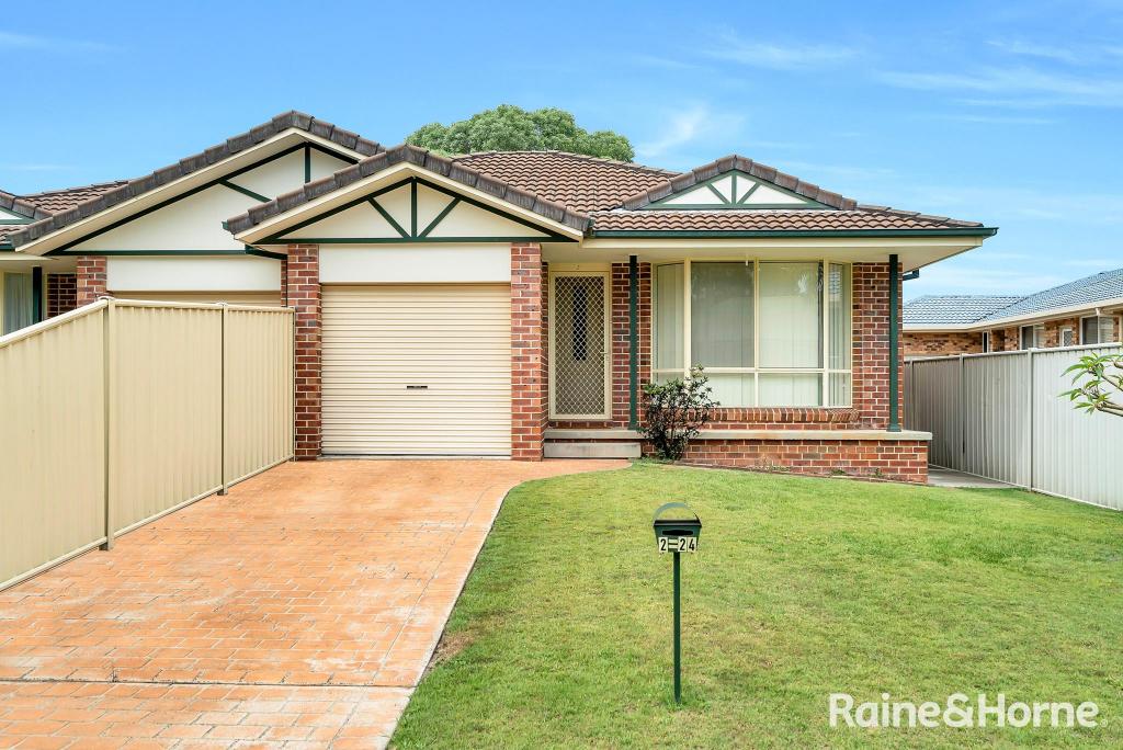 2/24 WARATAH AVE, YAMBA, NSW 2464