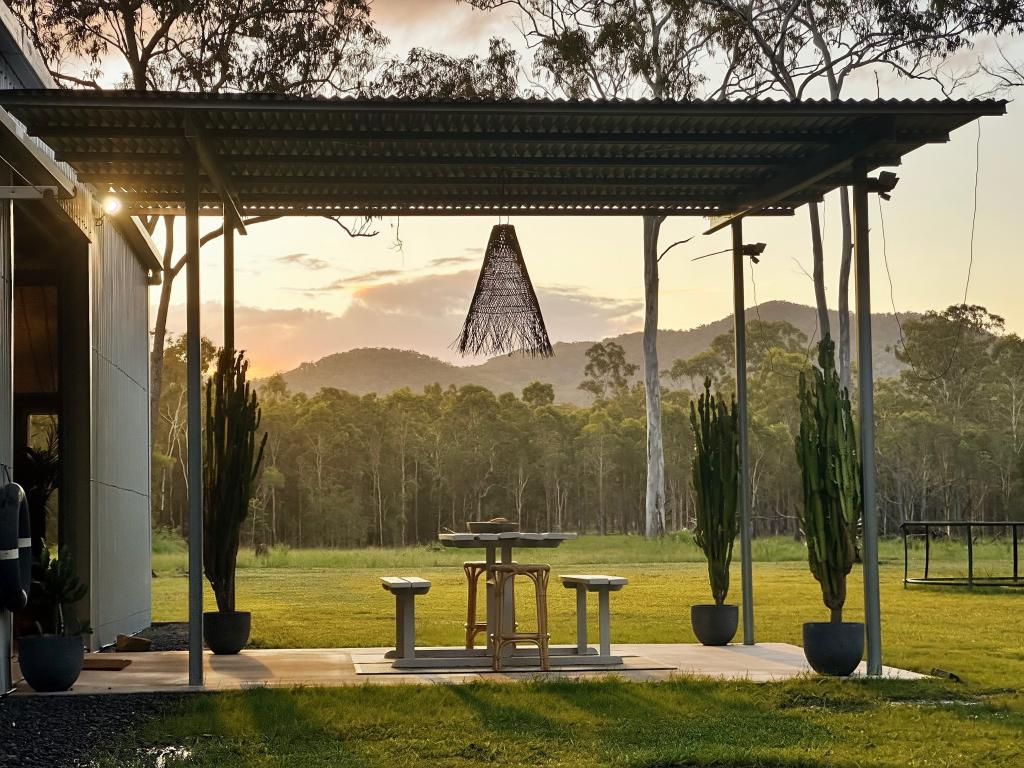 208 Ballantyne Rd, Captain Creek, QLD 4677