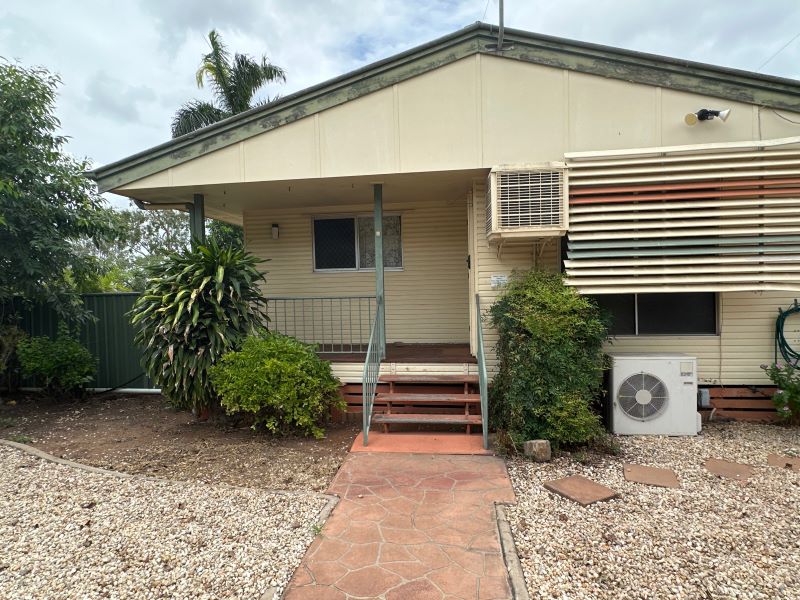1 Burke Dr, Moranbah, QLD 4744