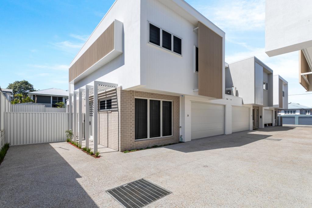 3/2-4 Collins St, Woody Point, QLD 4019