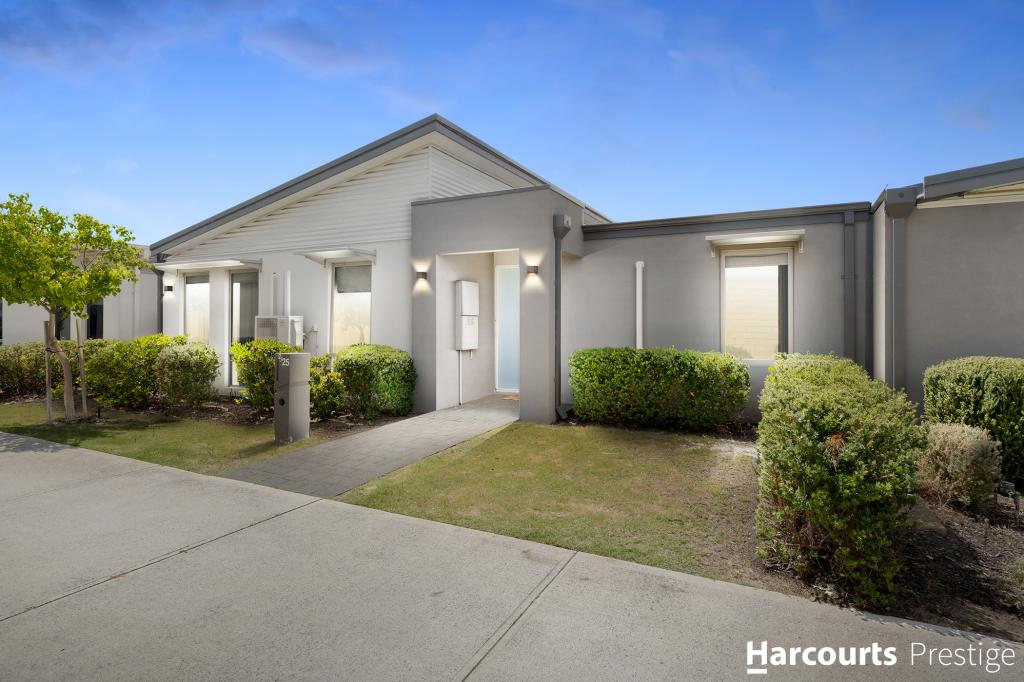 2/25 Plunkett Turn, Canning Vale, WA 6155