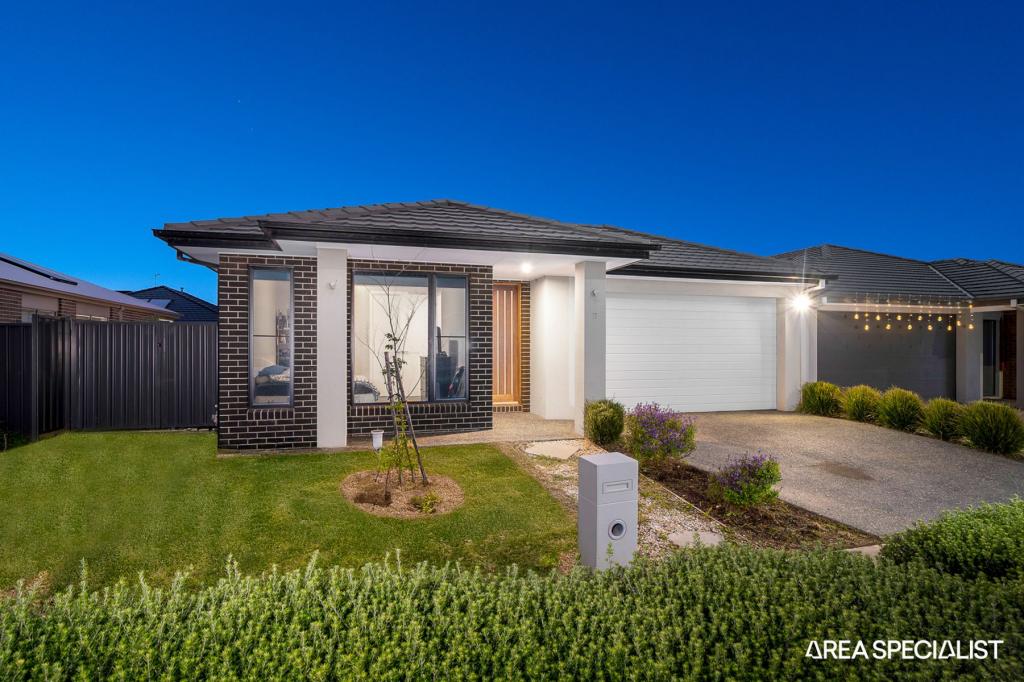 77 ATHENAEUM AVE, CLYDE NORTH, VIC 3978