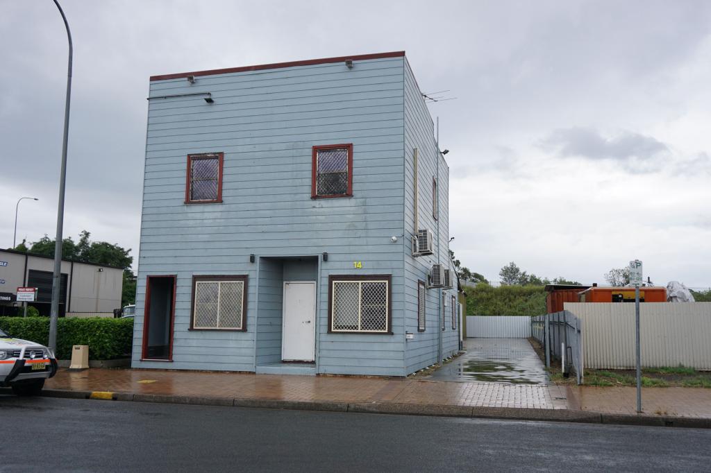 14 John St, Singleton, NSW 2330