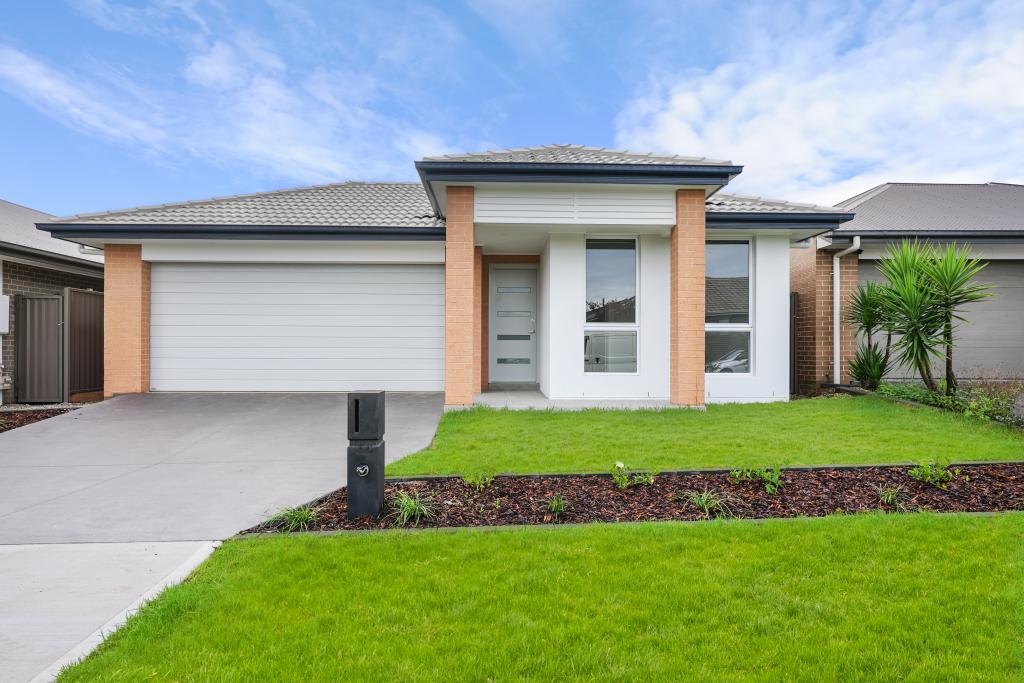 5 Warburn St, Gledswood Hills, NSW 2557