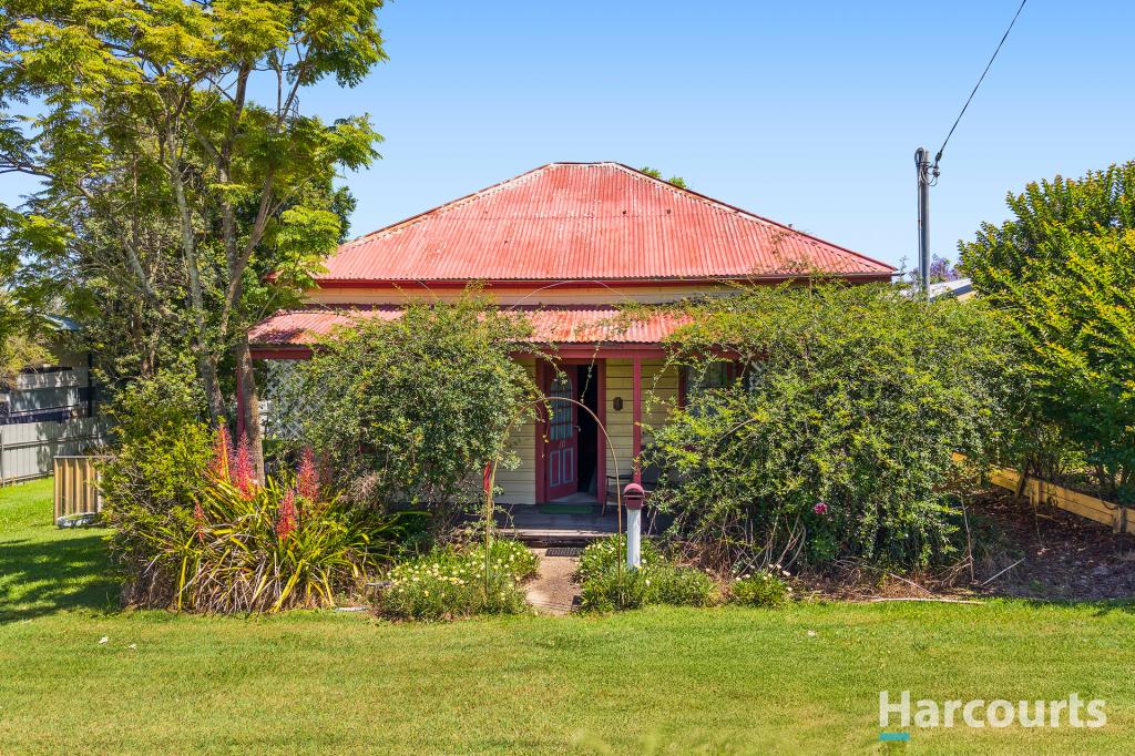 10 ELIZABETH ST, HOLMESVILLE, NSW 2286