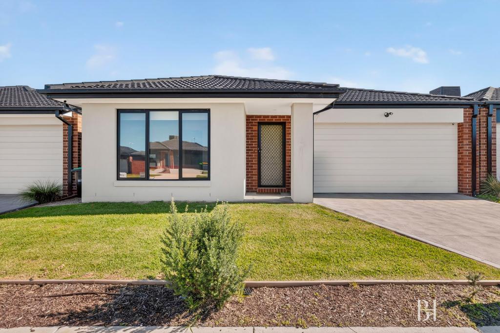20 SMILAX ST, WALLAN, VIC 3756