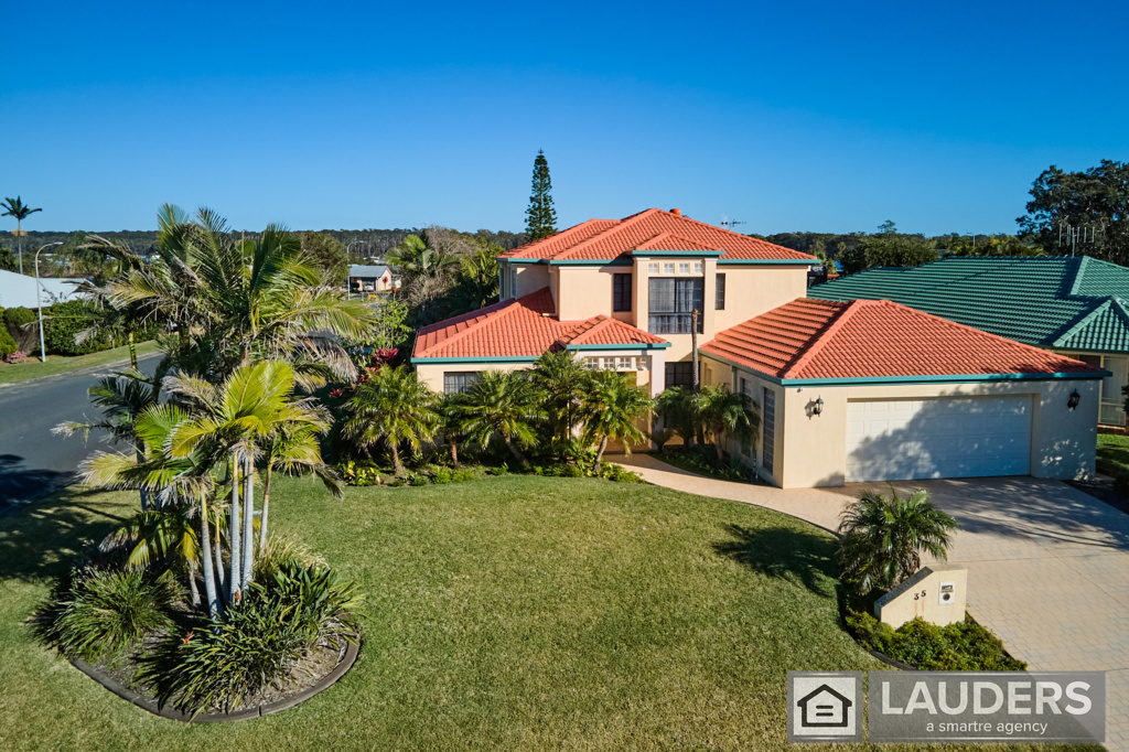 35 Pryor Cres, Old Bar, NSW 2430