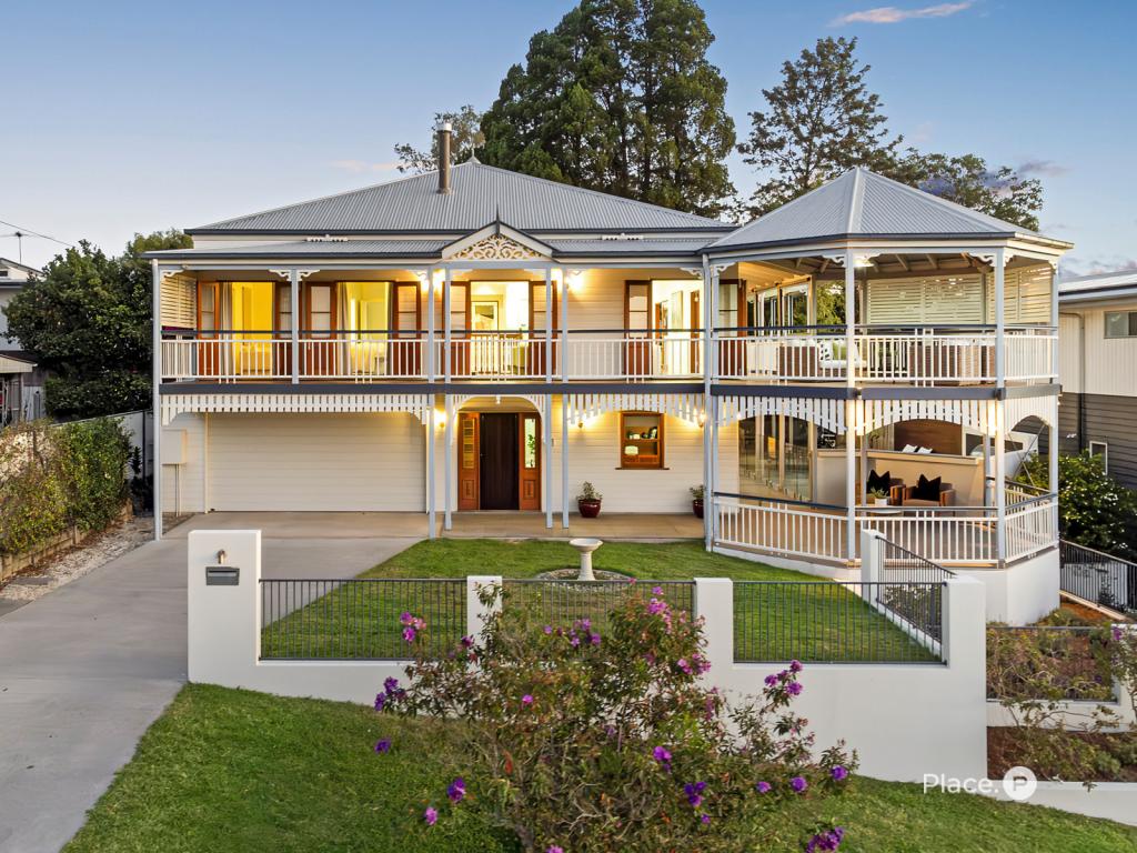 12 Oxley Tce, Corinda, QLD 4075