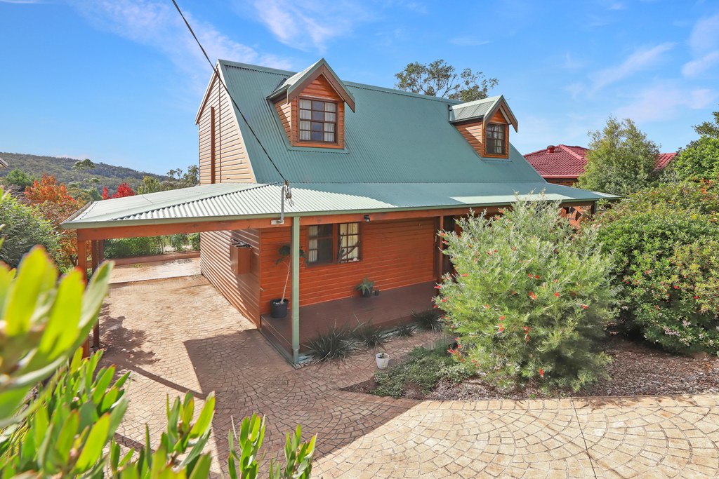 11 Boulder Cres, Hazelbrook, NSW 2779