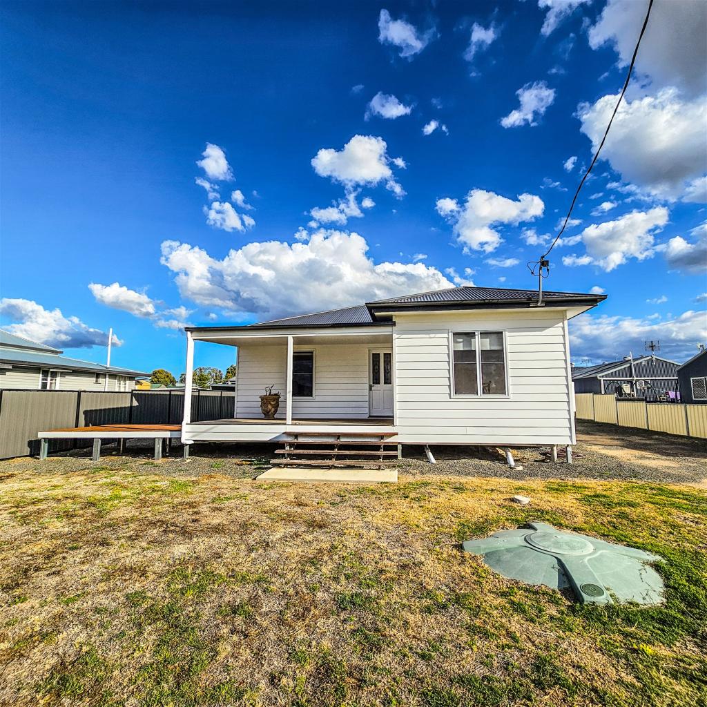 55 Barawell St, Wallangarra, QLD 4383